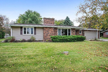 480 S Glenview Ave, Brillion, WI 54110-1450