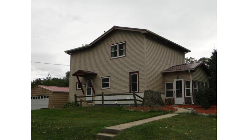 8103 336th Ave Wheatland, WI 53105 by Legacy Realty Group LLC $135,000