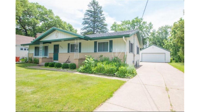 3231 Midway Street Eau Claire, WI 54703 by Elite Realty Group, Llc $193,900