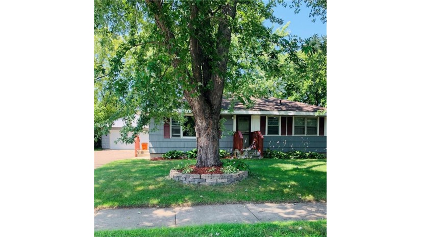 3456 Midway Street Eau Claire, WI 54703 by Property Executives Realty $129,900