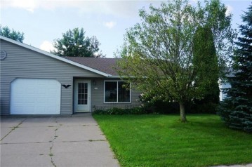 561 Burton Circle, Ellsworth, WI 54011