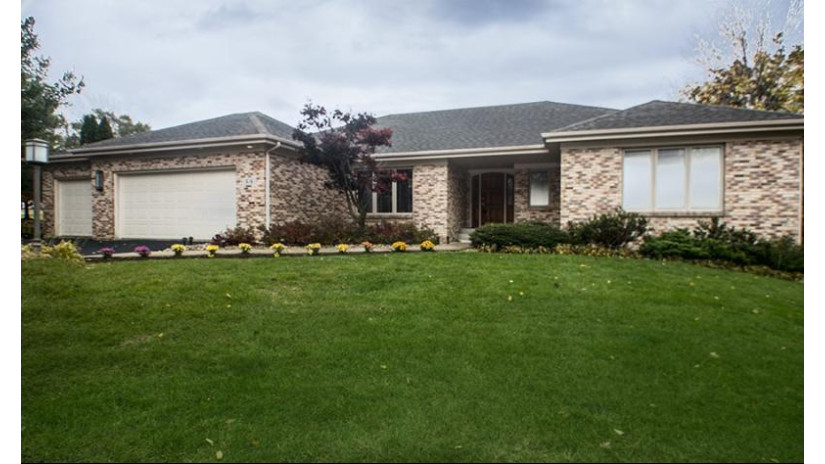 616 Regents Court Rockford, IL 61107 by Dickerson & Nieman $299,500