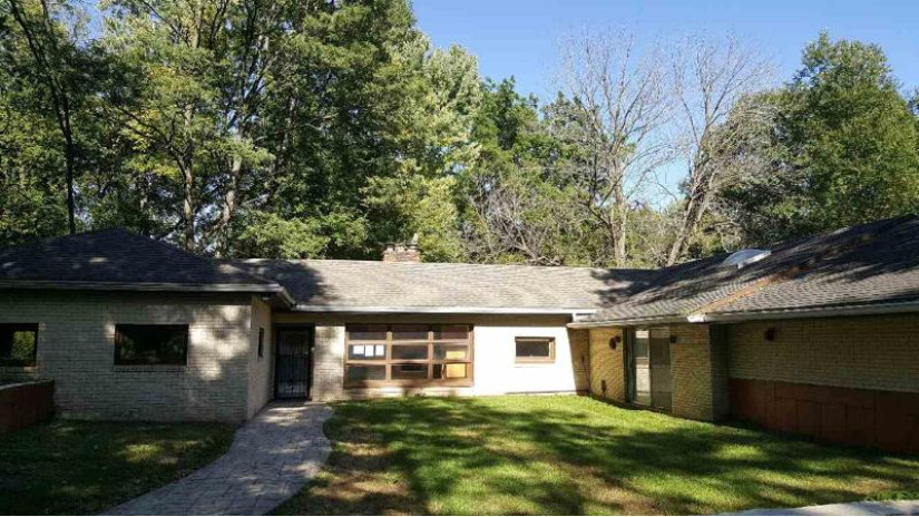 4892 Guilford Road Rockford, IL 61107 by Berkshire Hathaway Homeservices Crosby Starck Re $119,900