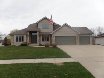 806 Stephanie Lane, Winnebago, IL 61088