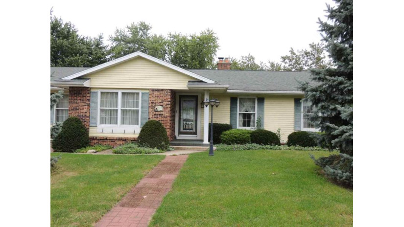 503 Arthur Street Clinton, IL 53525 by  $155,000