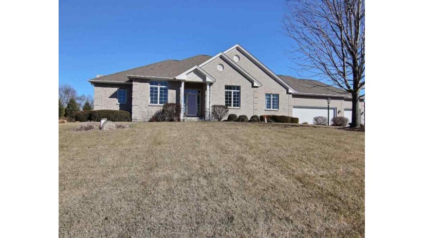 7244 Cody Run South Beloit, IL 61080 by Century 21 Affiliated $420,000