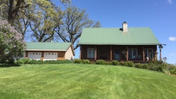 6656 E Hales Corner Road, Stillman Valley, IL 61084