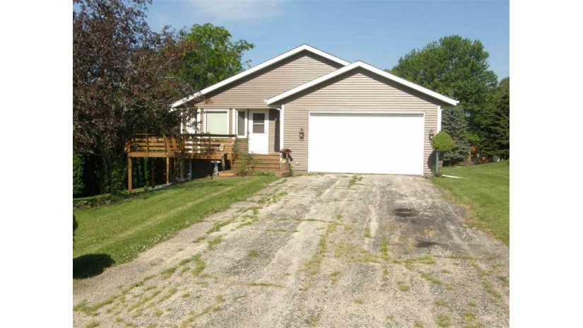 2376 Butternut Bend Sbr Lake Summerset, IL 61019 by Chilton Realtors $161,000