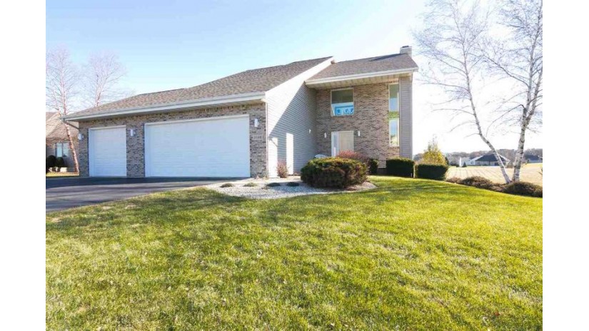 2622 Cessna Circle Poplar, IL 61065 by Dickerson & Nieman $369,900