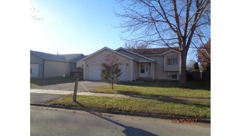 1317 12th Avenue Belvidere, IL 61008 by Century 21 Affiliated $92,700