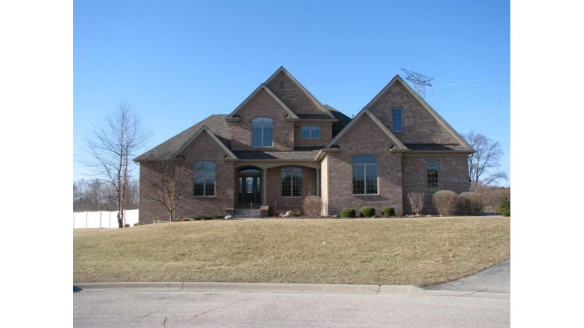 8809 Wheatridge Court Rockford, IL 61114 by Heartland Realty Llc $499,000