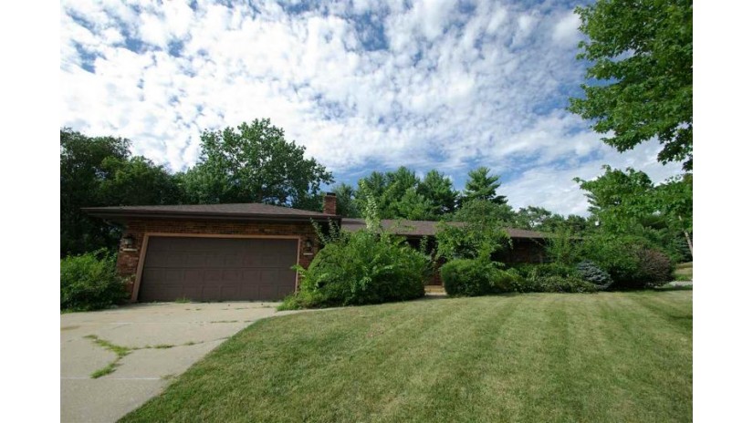3708 Toft Circle Rockford, IL 61114 by Re/Max Property Source $84,900