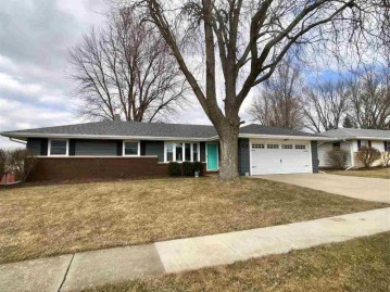 427 W 2nd Street, Stillman, IL 61084