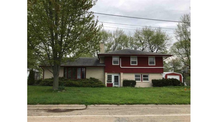 602 S Jackson Street Morrison, IL 61270 by Re/Max Of Rock Valley $115,500