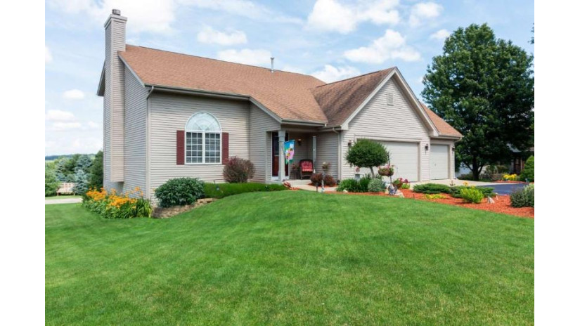 5308 E Aspen Court Byron, IL 61010 by Berkshire Hathaway Homeservices Starck Re $249,900