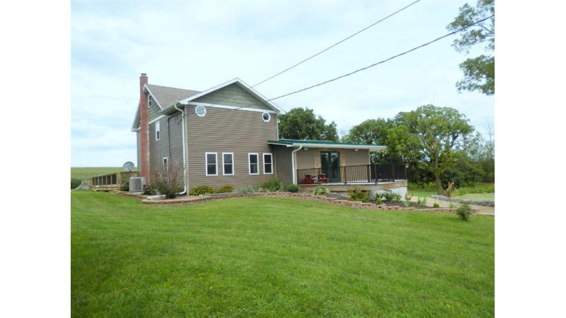 10760 E. Rock Grove Rd Davis, IL 61019 by Morgan Realty Inc. $339,900