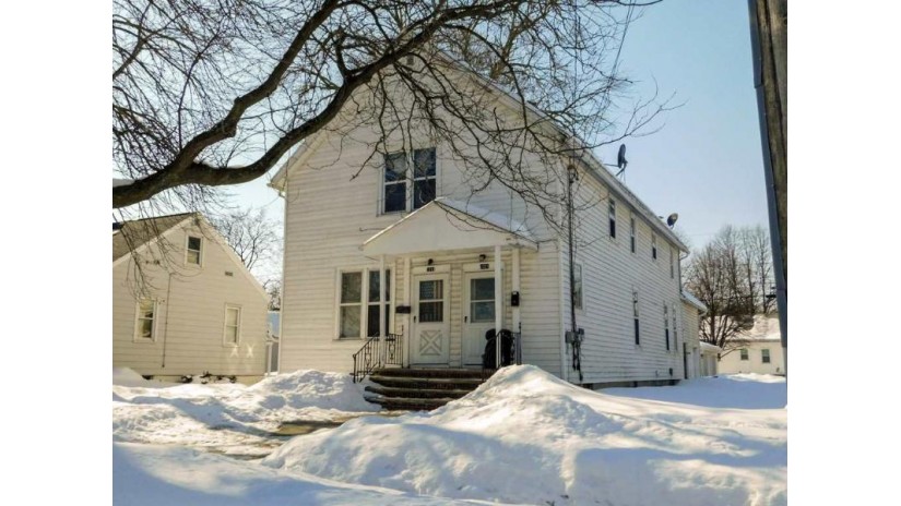 1019 Lincoln Street Green Bay, WI 54303 by Shorewest Realtors $89,900