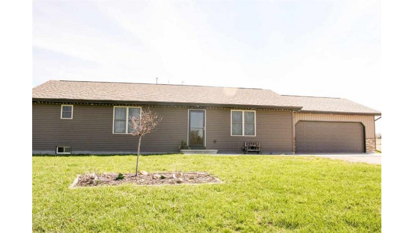 N5182 Hawk Ridge Drive Bovina, WI 54170 by Empower Real Estate, Inc. $209,999