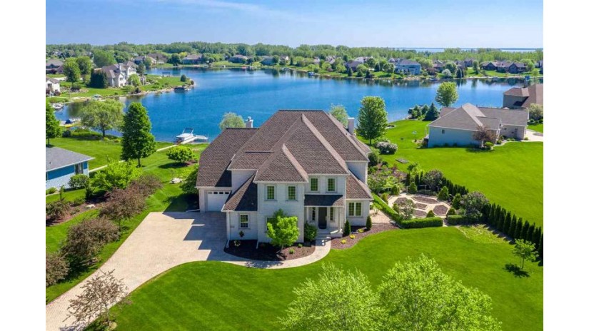 2982 Harbor Winds Drive Suamico, WI 54173 by Keller Williams Green Bay $1,099,000