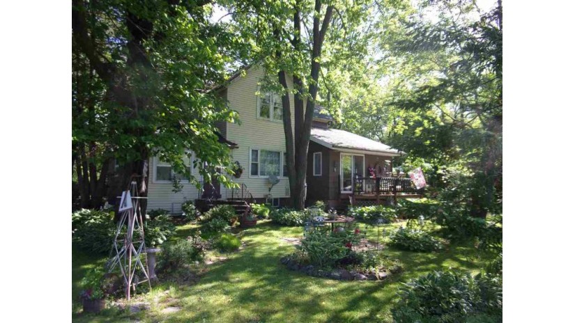 N11398 Jepson Road Matteson, WI 54929 by Coldwell Banker Real Estate Group $94,900
