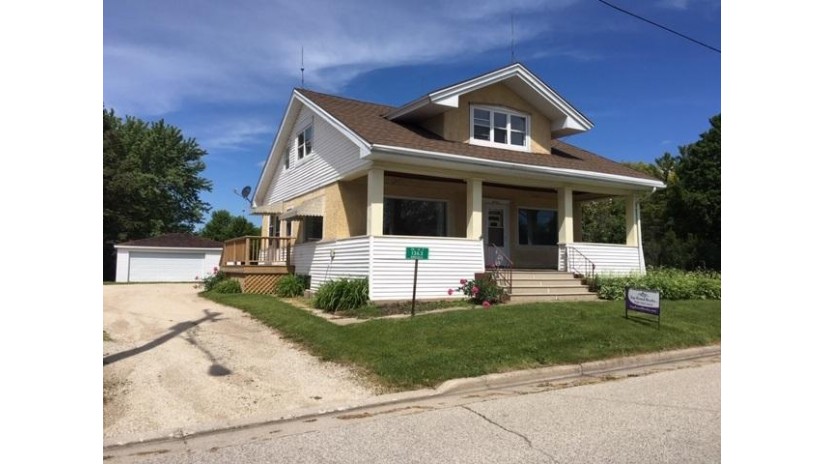 1363 Hwy C Brussels, WI 54204 by Top Rated Realty, LLC $104,900