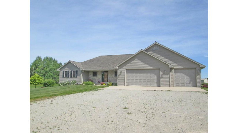 W2216 Hwy S Angelica, WI 54162 by Mark D Olejniczak Realty, Inc. $359,900