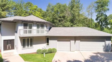 W8650 Pheasant Run, Hortonia, WI 54944