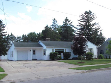 128 E Cedar Street, Pulaski, WI 54162