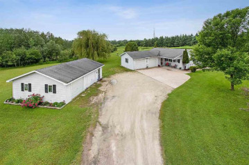 7567 Feest Road, Nasewaupee, WI 54235-9219