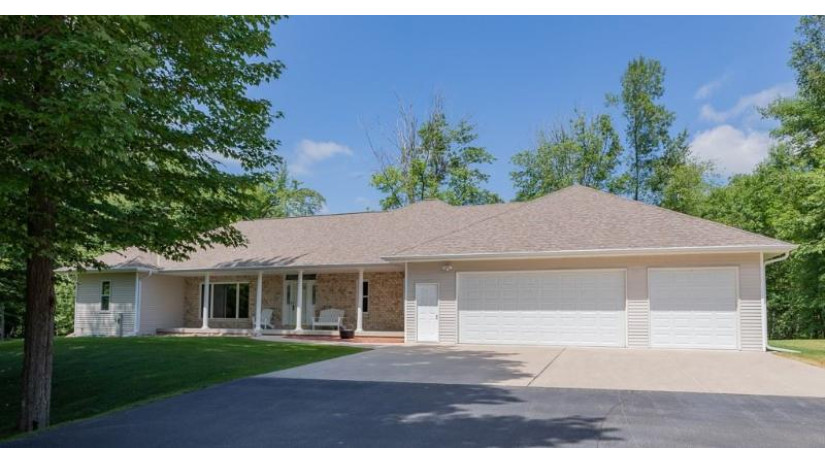 5940 Wood Brook Circle Little Suamico, WI 54141 by Coldwell Banker Real Estate Group $349,900