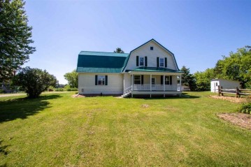 E1047 Krines Road, Franklin, WI 54208