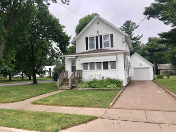 205 S Elizabeth Street, Weyauwega, WI 54983