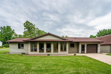 170 Jefferson Street, Winneconne, WI 54986