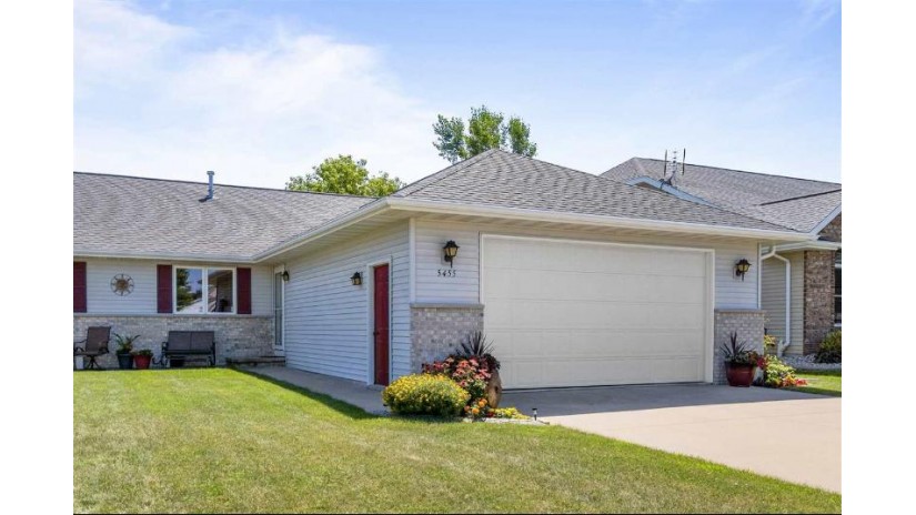 5455 W Brookview Drive Grand Chute, WI 54913 by Coldwell Banker Real Estate Group $215,000