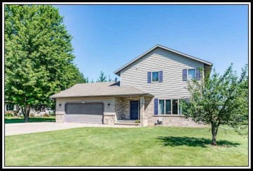 W6872 Barry Court, Greenville, WI 54942-8010