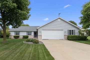 634 Applewood Drive, Kimberly, WI 54136