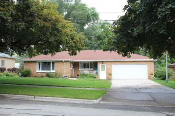 1670 Ranchland Drive, Green Bay, WI 54304-2923