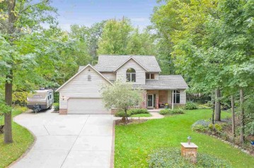 6241 Vanwood Lane, Green Bay, WI 54217