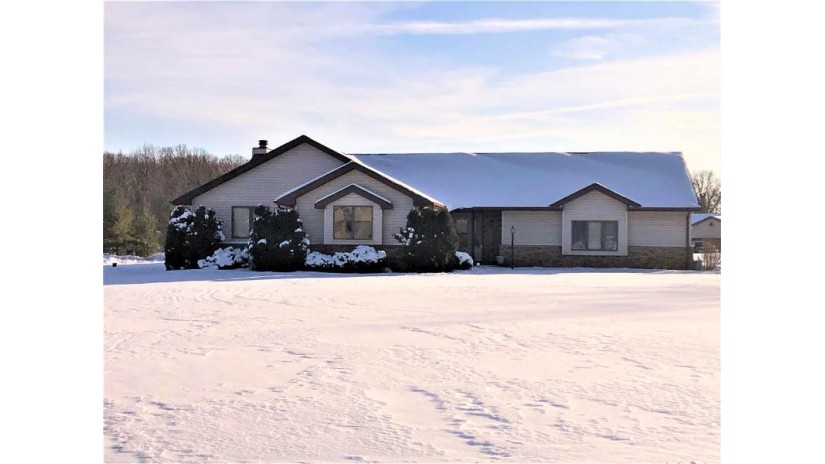 W1621 Echo Valley Road Freedom, WI 54130 by Century 21 Ace Realty $295,000