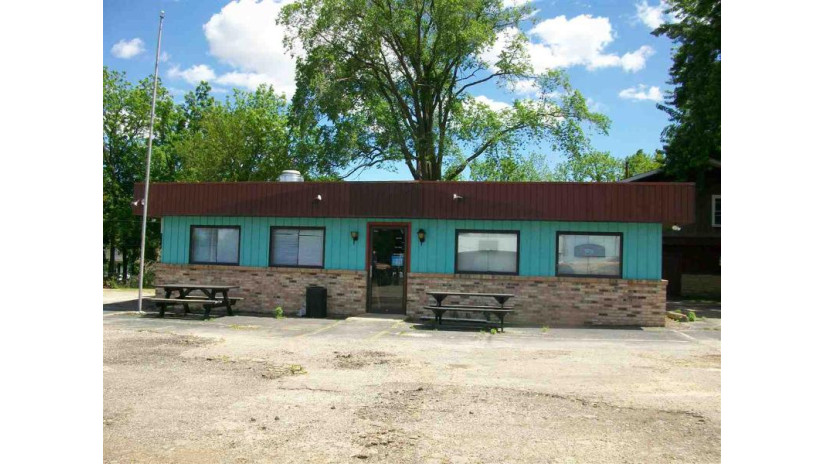 337 Dodge St Mineral Point, WI 53565 by All American Real Estate, Llc $115,000