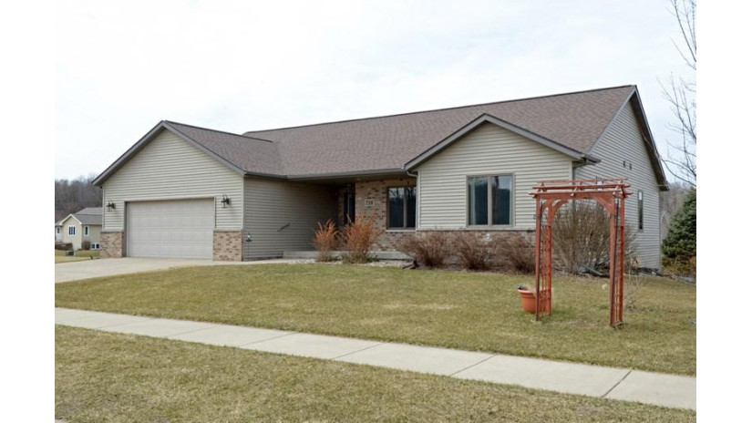 716 Reeve Rd Mazomanie, WI 53560 by Bunbury & Assoc, Realtors $324,900