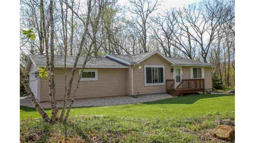 N5218 Langdon Rd Wyocena, WI 53954 by Turning Point Realty $247,900