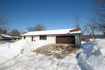 203 Cretney St, Ridgeway, WI 53582