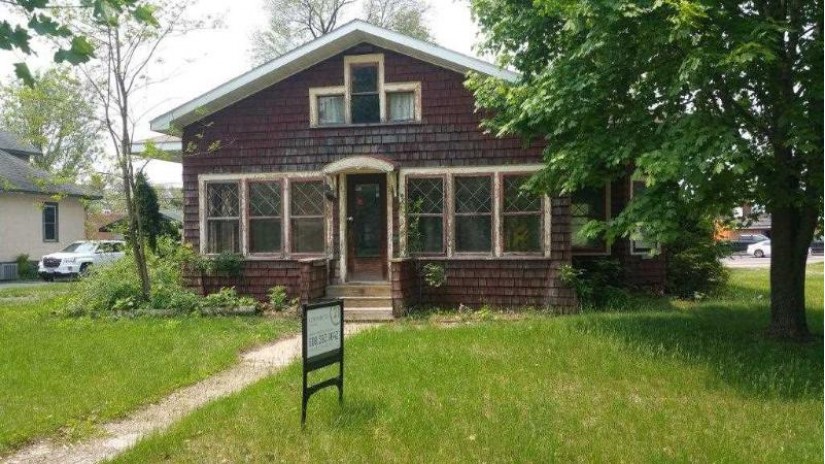 229 S Grant St Adams, WI 53910 by Century 21 Affiliated $20,500