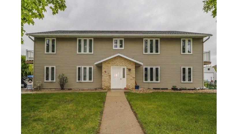 201 Ash St Sauk City, WI 53583 by Bunbury & Assoc, Realtors $375,000