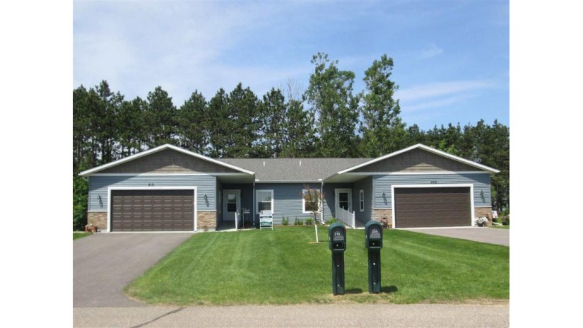 310 Saddle Ridge Pacific, WI 53901 by United Country Midwest Lifestyle Properties $249,900