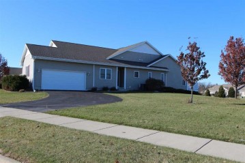 340 Amber Dr, Whitewater, WI 53190