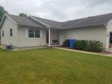 406 David Cir, Arena, WI 53503