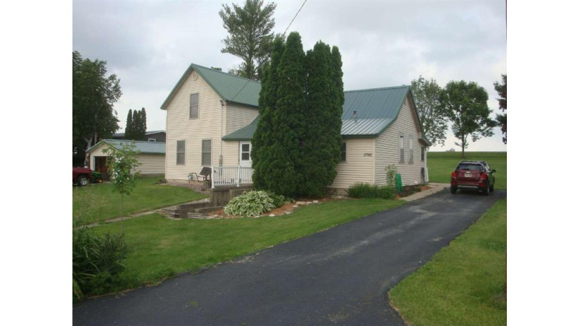 11742 Main St Liberty, WI 53825 by Tim Slack Auction & Realty, Llc - Lancaster $65,000