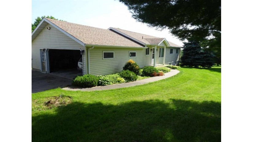 61807 Badger Ridge Rd Ferryville, WI 54628 by Century 21 Affiliated $199,900